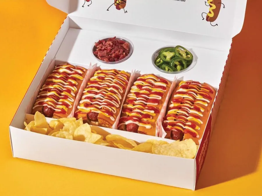 4 Hot Dogs Box